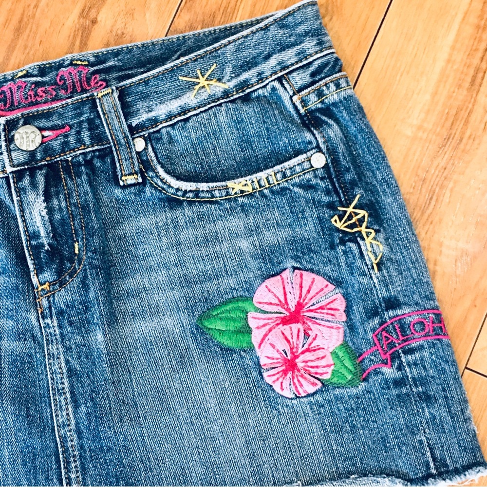 Miss Me Aloha Hawaiian beach denim jean mini skirt floral flower distres…